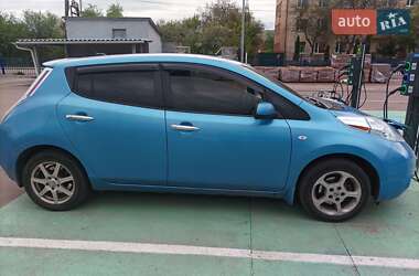 Хетчбек Nissan Leaf 2012 в Житомирі