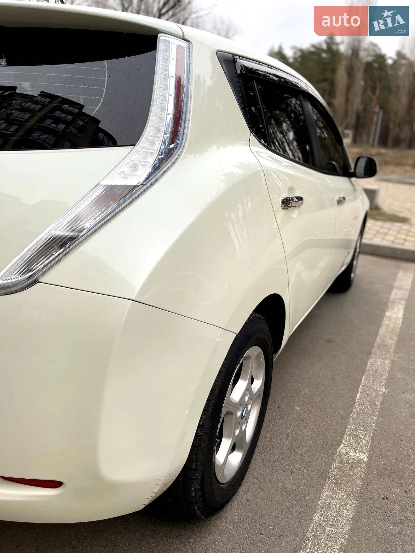 2011 Nissan Leaf - мініатюра 9