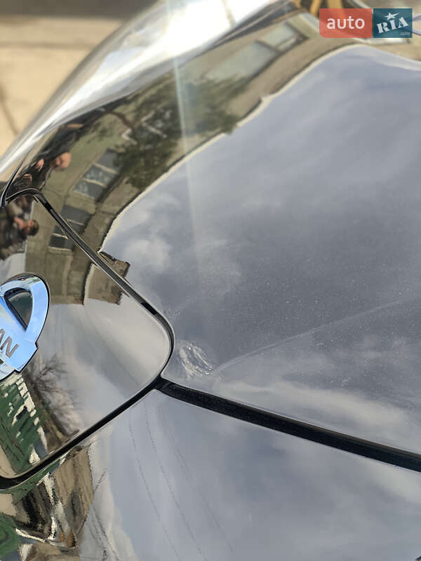 Хетчбек Nissan Leaf 2014 в Києві
