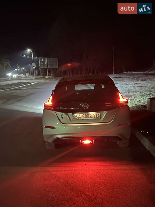 Хэтчбек Nissan Leaf 2018 в Кропивницком фото 3 Хэтчбек Nissan Leaf 2018 в Кропивницком