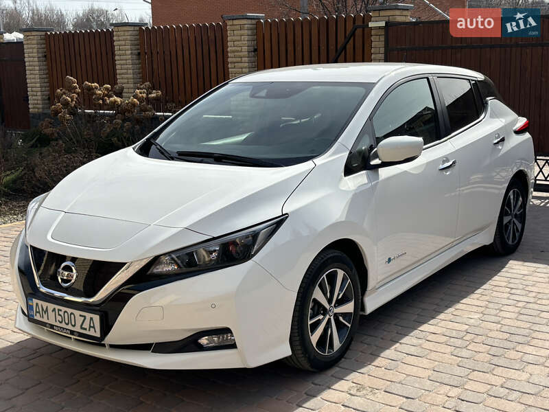 Хетчбек Nissan Leaf 2018 в Житомирі