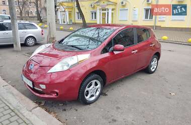 Хетчбек Nissan Leaf 2014 в Миколаєві