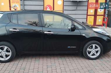 Хетчбек Nissan Leaf 2012 в Івано-Франківську