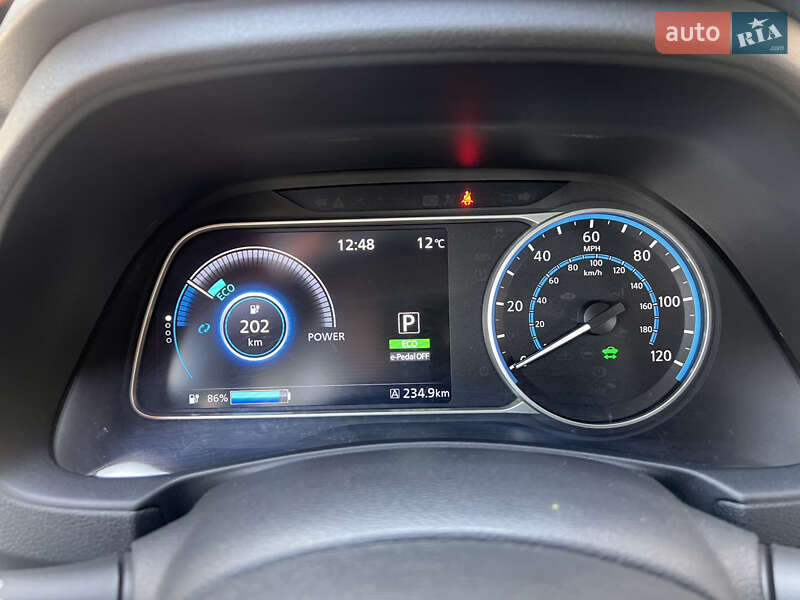 Хетчбек Nissan Leaf 2020 в Тернополі