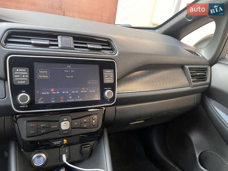 Хетчбек Nissan Leaf 2020 в Тернополі