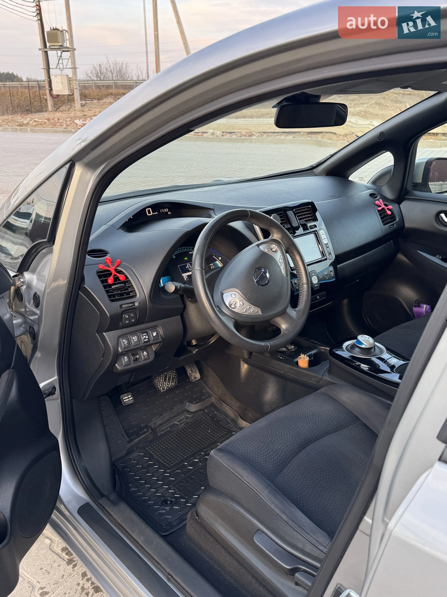 2017 Nissan Leaf - мініатюра 8