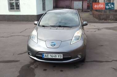 Хэтчбек Nissan Leaf 2013 в Каменском