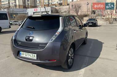 Хетчбек Nissan Leaf 2013 в Запоріжжі