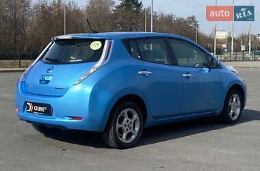 Хэтчбек Nissan Leaf 2012 в Львове