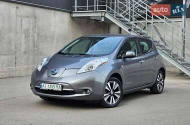 Хетчбек Nissan Leaf 2015 в Києві