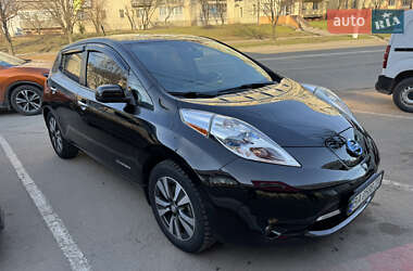 Хэтчбек Nissan Leaf 2014 в Кропивницком