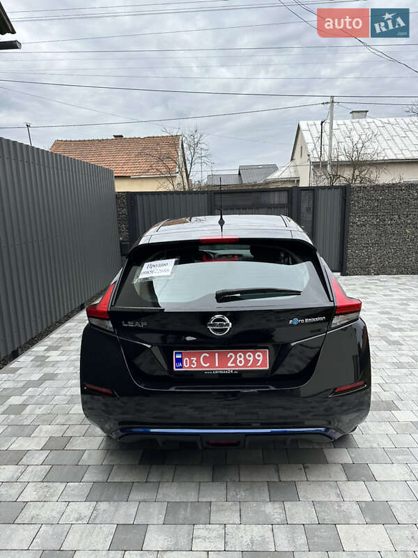 Хэтчбек Nissan Leaf 2020 в Хусте