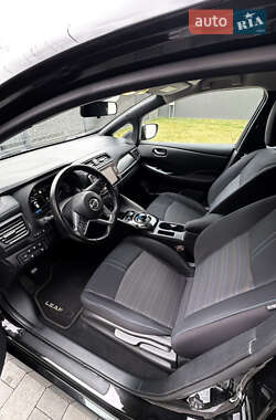 Хэтчбек Nissan Leaf 2020 в 