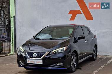 Хетчбек Nissan Leaf 2019 в Одесі