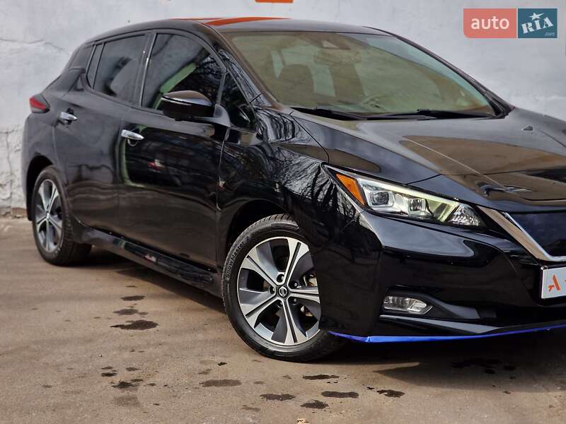 Хетчбек Nissan Leaf 2019 в Одесі