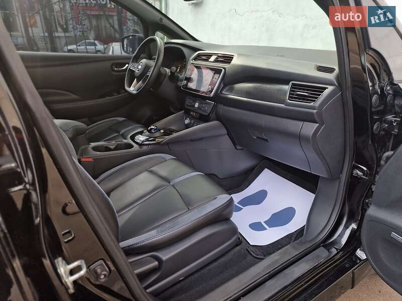 Хетчбек Nissan Leaf 2019 в Одесі