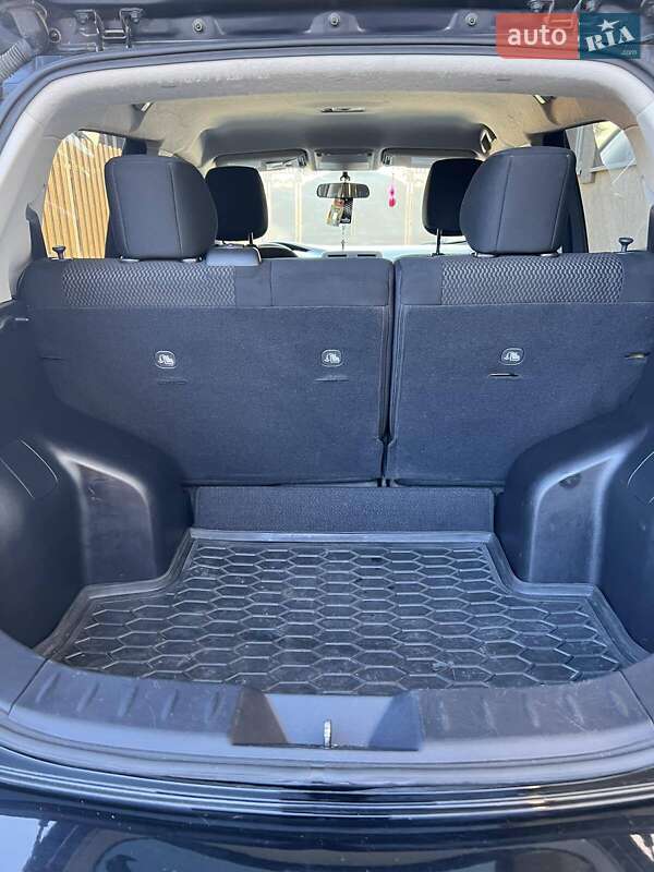 Хэтчбек Nissan Leaf 2017 в Львове фото 29 Хэтчбек Nissan Leaf 2017 в Львове