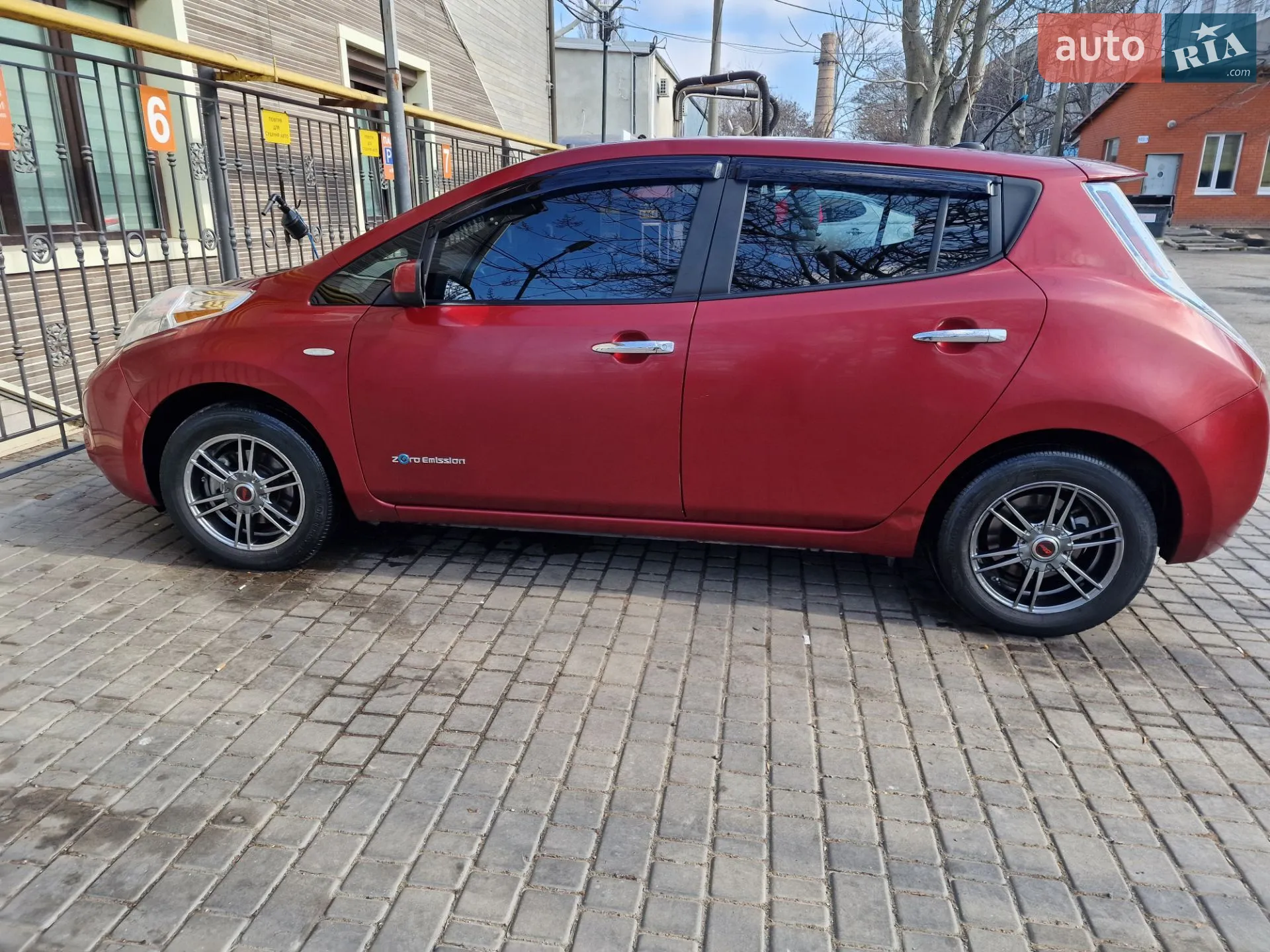 2013 Nissan Leaf - мініатюра 2