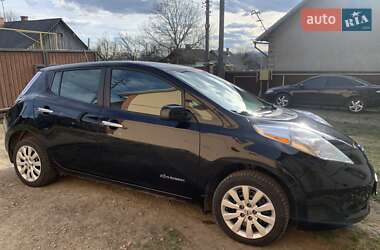 Хетчбек Nissan Leaf 2013 в Сторожинці