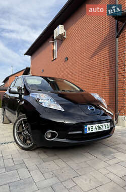 Хэтчбек Nissan Leaf 2012 в Виннице