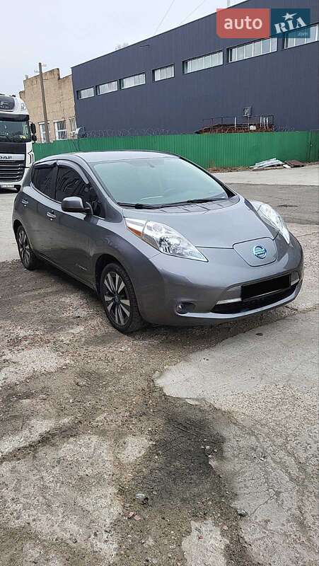 Nissan Leaf 2014