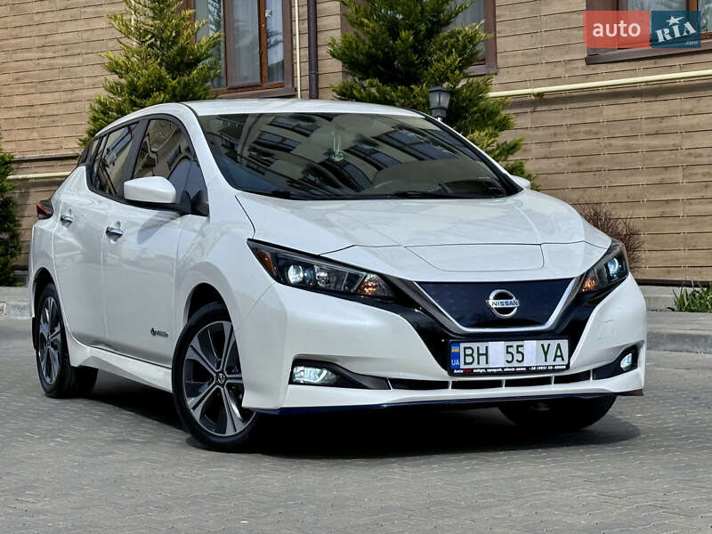 Хетчбек Nissan Leaf 2019 в Одесі