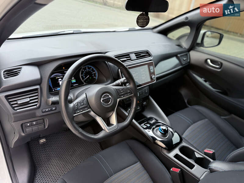 Хетчбек Nissan Leaf 2019 в Одесі