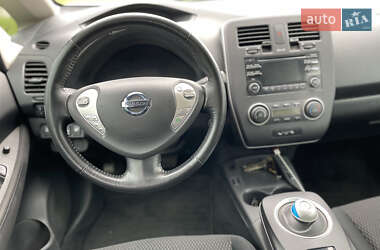 Хэтчбек Nissan Leaf 2014 в 