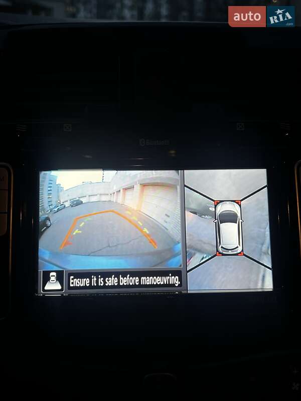 Хэтчбек Nissan Leaf 2015 в Ровно