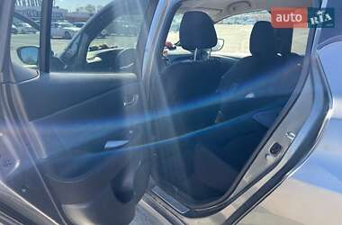 Хэтчбек Nissan Leaf 2019 в 