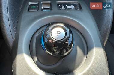 Хэтчбек Nissan Leaf 2019 в 