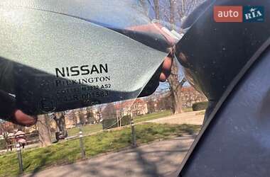 Хэтчбек Nissan Leaf 2019 в 