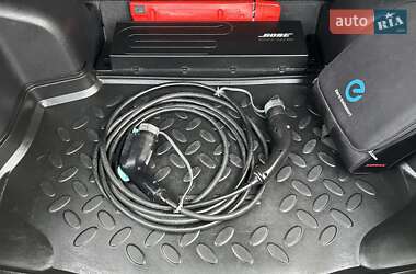 Хэтчбек Nissan Leaf 2014 в 