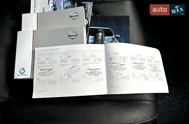Хэтчбек Nissan Leaf 2014 в 