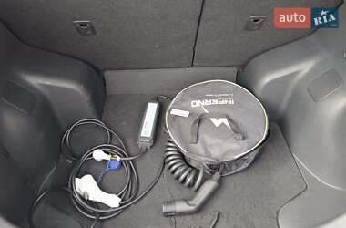 Хэтчбек Nissan Leaf 2015 в 