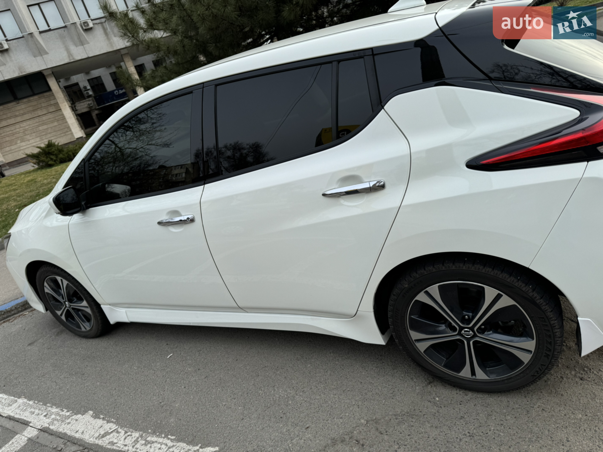 2022 Nissan Leaf - мініатюра 9