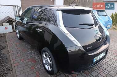 Хетчбек Nissan Leaf 2014 в 