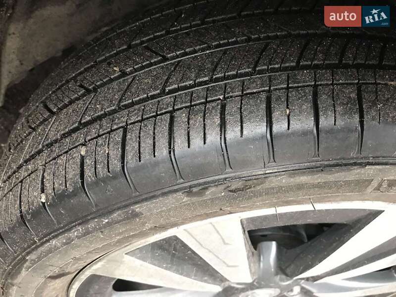 Хетчбек Nissan Leaf 2014 в Диканьці фото 15 Хетчбек Nissan Leaf 2014 в Диканьці