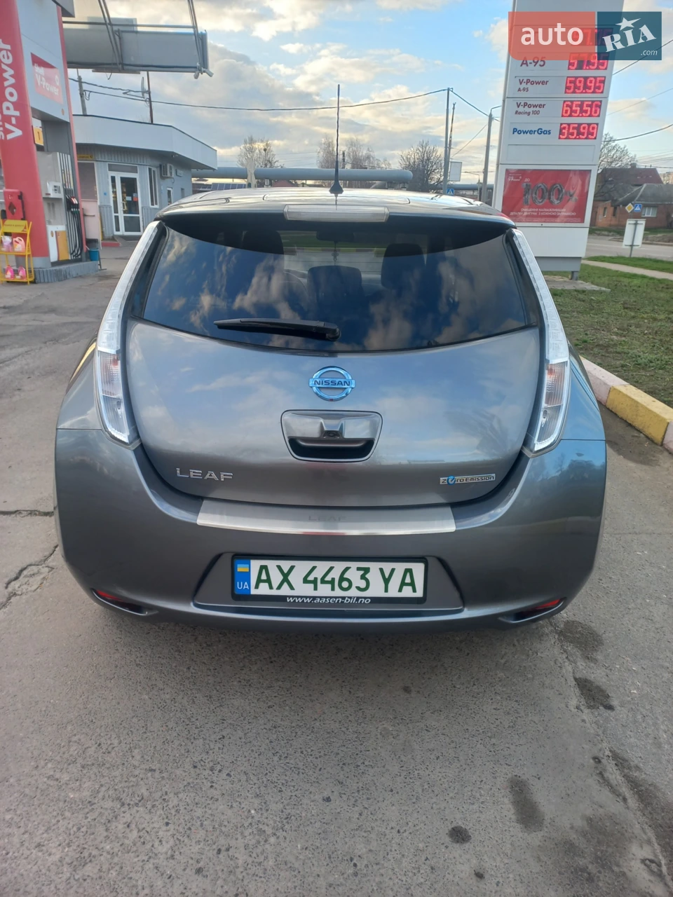 2016 Nissan Leaf - мініатюра 14