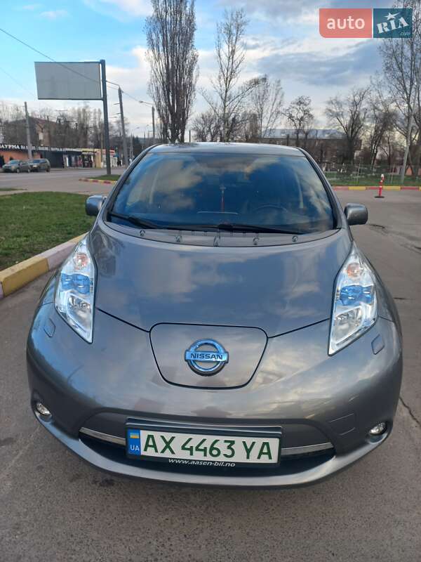 Хэтчбек Nissan Leaf 2016 в Харькове