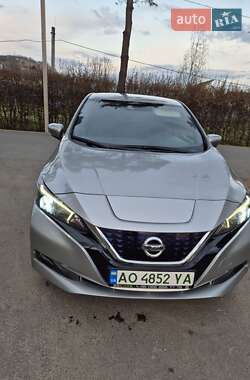 Хетчбек Nissan Leaf 2019 в 