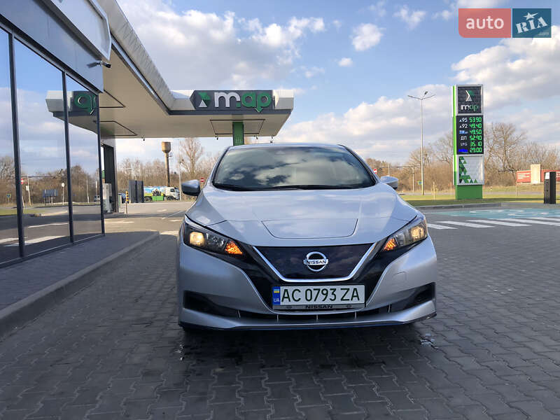 Хэтчбек Nissan Leaf 2020 в Киверцах