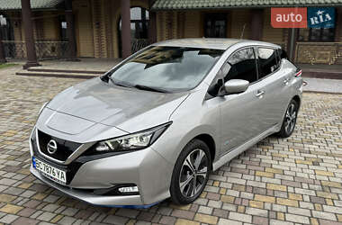 Хэтчбек Nissan Leaf 2019 в Черновцах