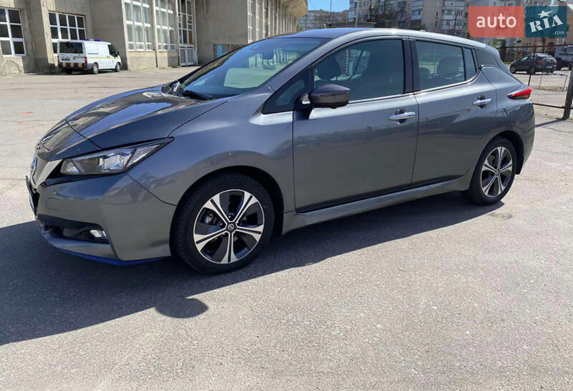 2021 Nissan Leaf - мініатюра 2