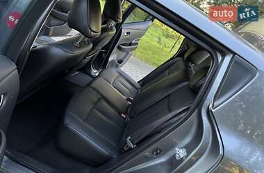 Хетчбек Nissan Leaf 2014 в 