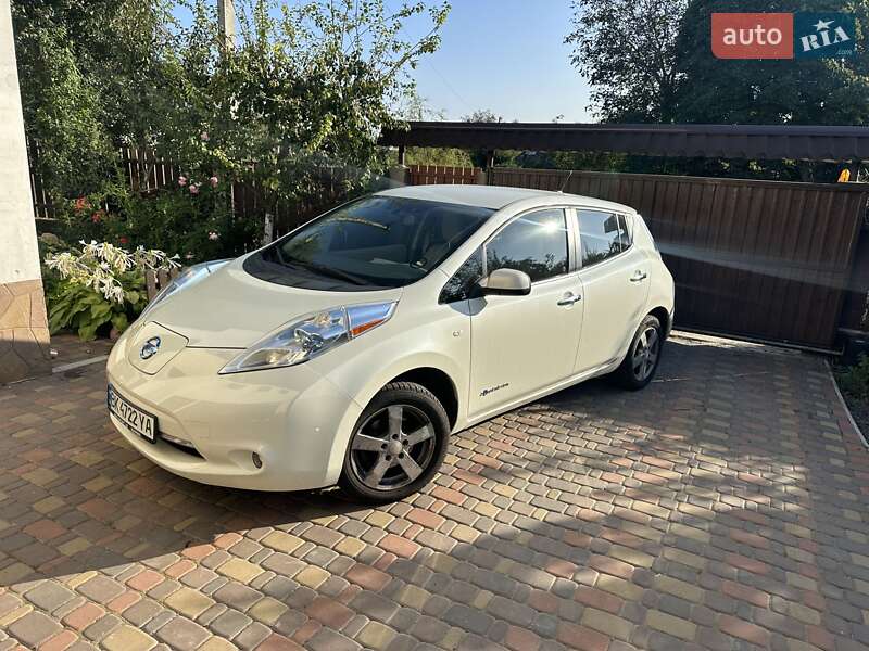 Nissan Leaf 2011