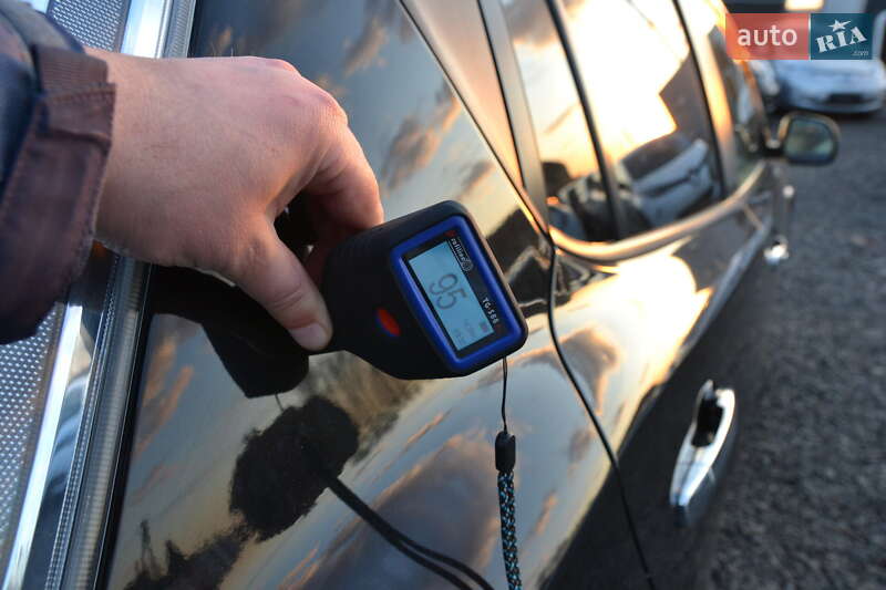 Хэтчбек Nissan Leaf 2012 в Луцке