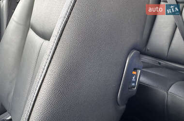 Хэтчбек Nissan Leaf 2016 в 