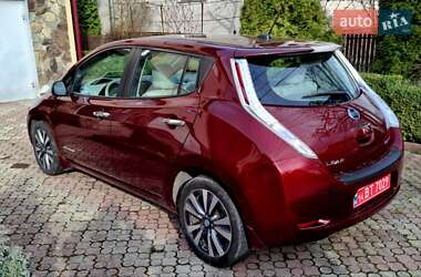 Хэтчбек Nissan Leaf 2016 в 