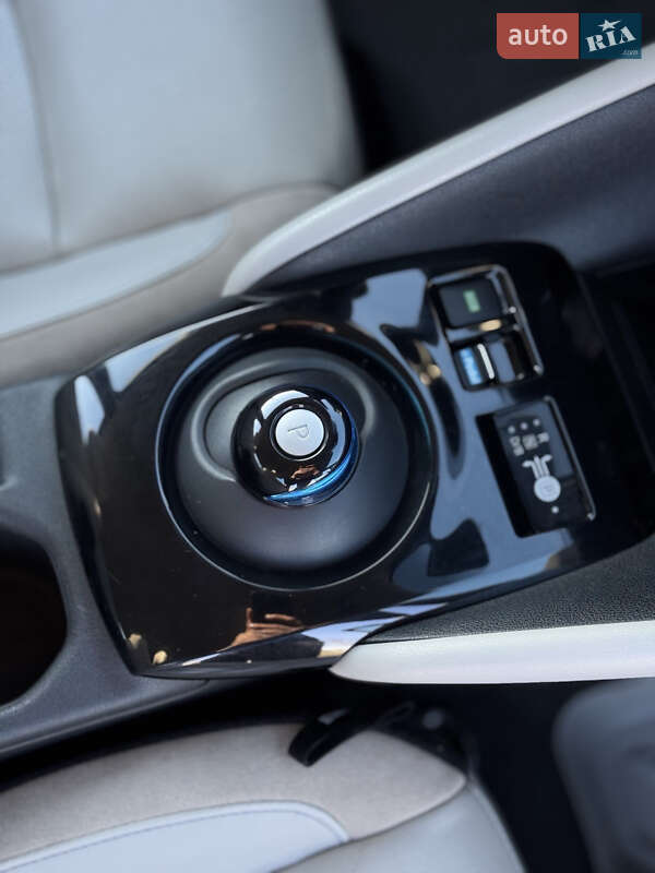 Хэтчбек Nissan Leaf 2020 в Ковеле